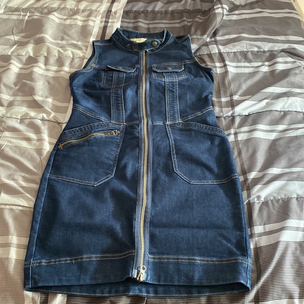 Royal Robbins dress